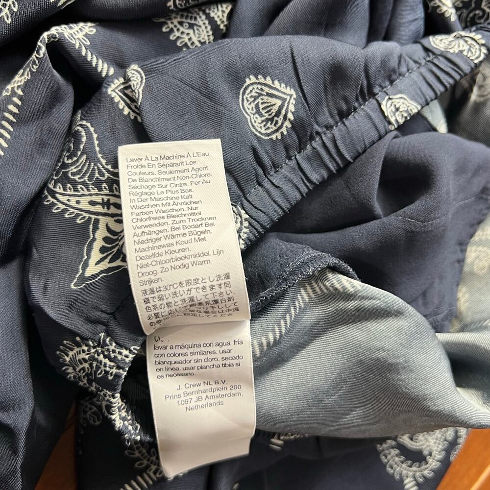 J. Crew Women's Jules Classic-Fit Pants In Bandana Print Navy Blue Size 8 NWT - Picture 12 of 12